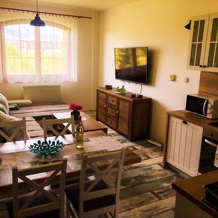 Appartement U starého jaštera à Vel'ka Lomnica Extérieur photo