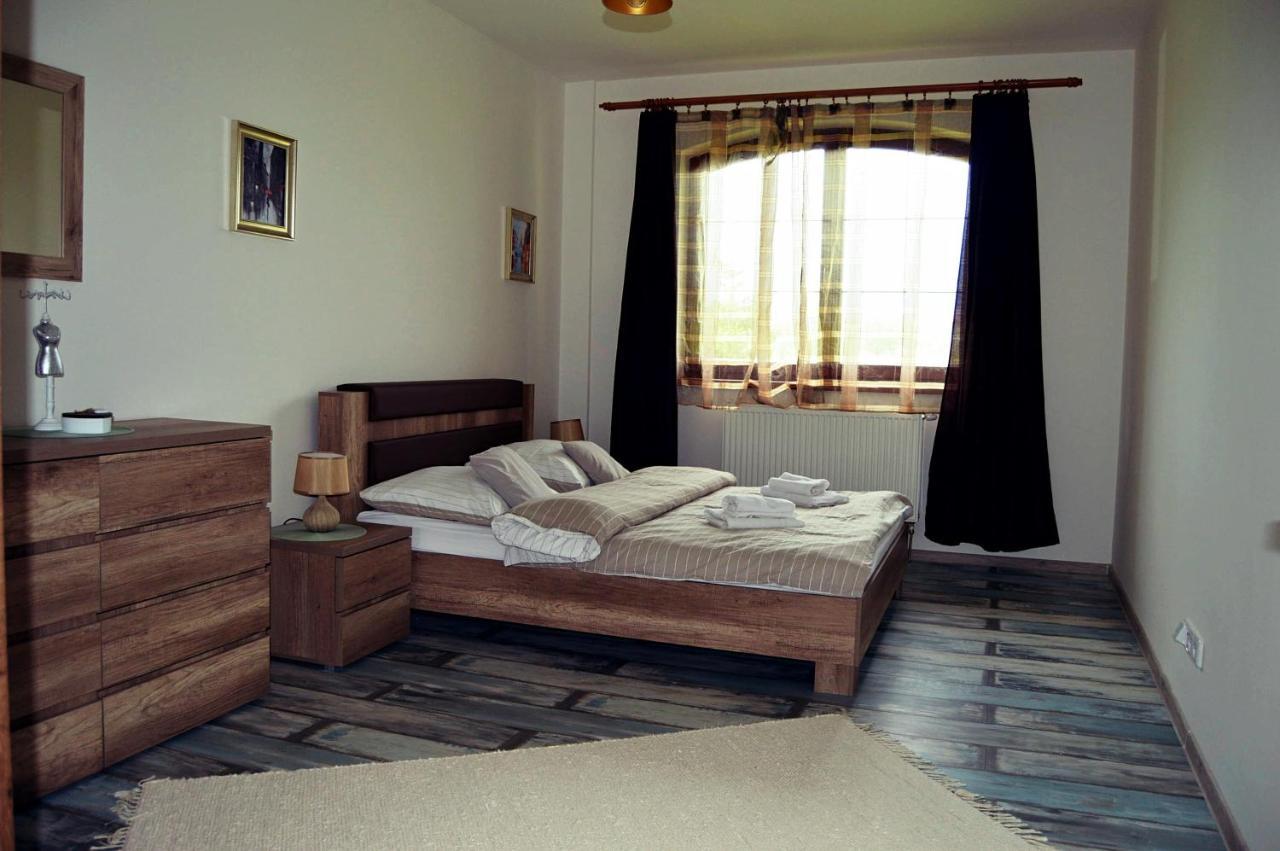 Appartement U starého jaštera à Vel'ka Lomnica Extérieur photo