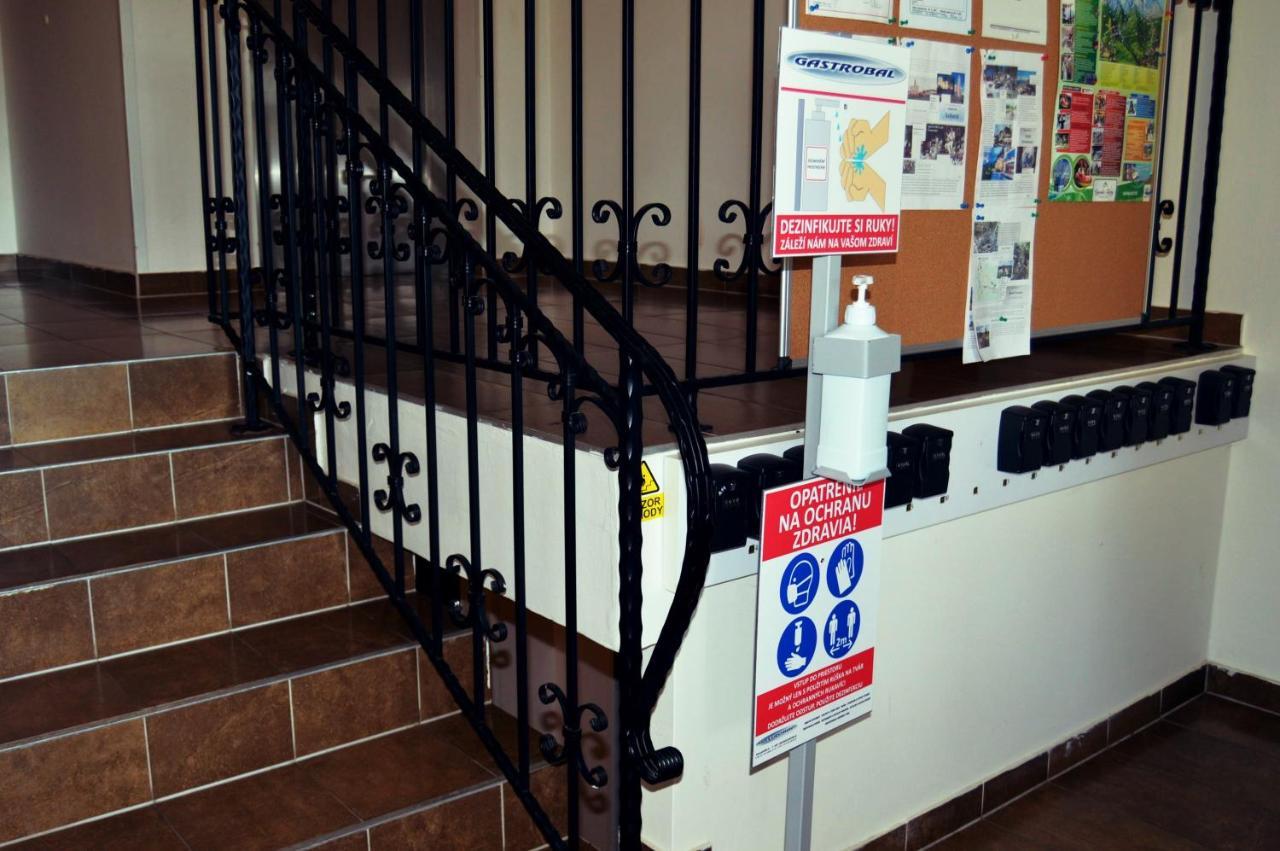 Appartement U starého jaštera à Vel'ka Lomnica Extérieur photo